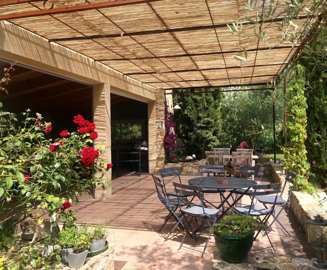 مبيت وإفطار Mondragon Domaine Du Commandeur المظهر الخارجي الصورة