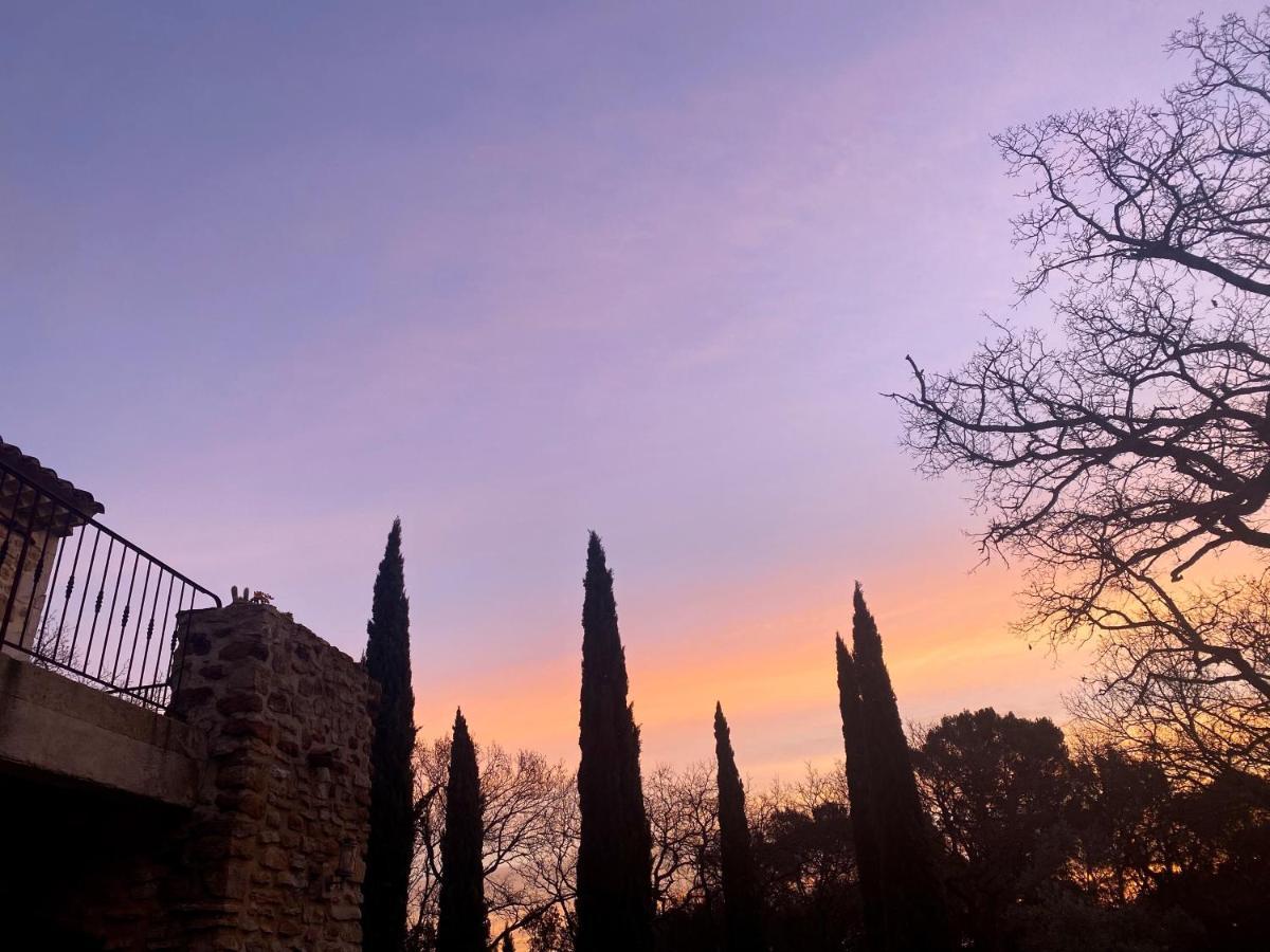 مبيت وإفطار Mondragon Domaine Du Commandeur المظهر الخارجي الصورة