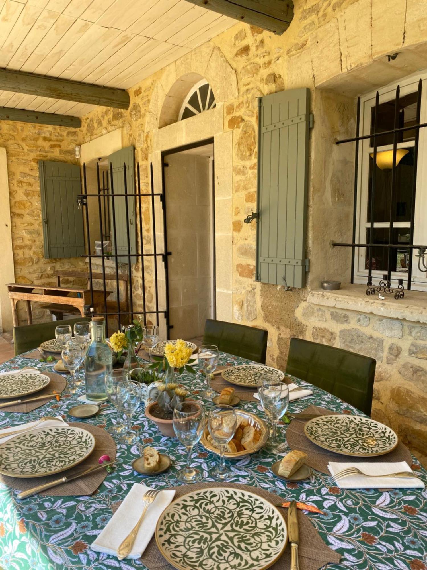 مبيت وإفطار Mondragon Domaine Du Commandeur المظهر الخارجي الصورة
